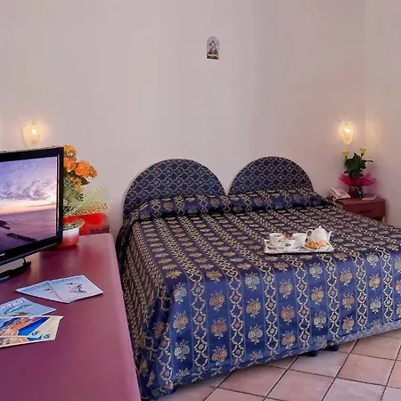 ホテル S.angelo Sant'Angelo (Isola d'Ischia)